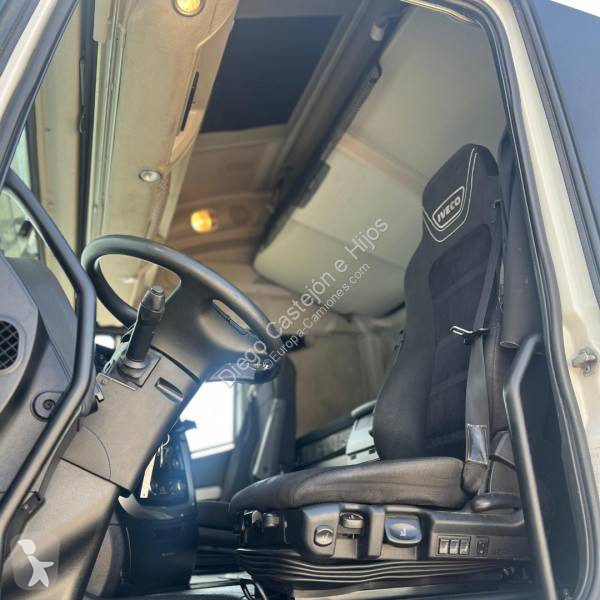 Cabeza tractora Iveco 460