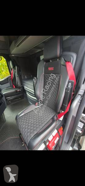 Tahač Renault 520 T4X2 E6