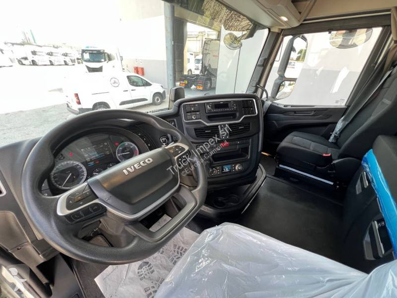 Cabeza tractora Iveco 490