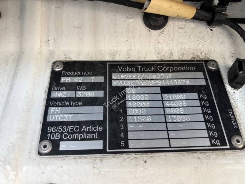 Cabeza tractora Volvo 460