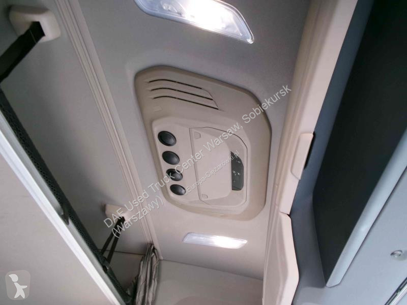 Cabeza tractora DAF n 480 FT LOW DECK 4X2