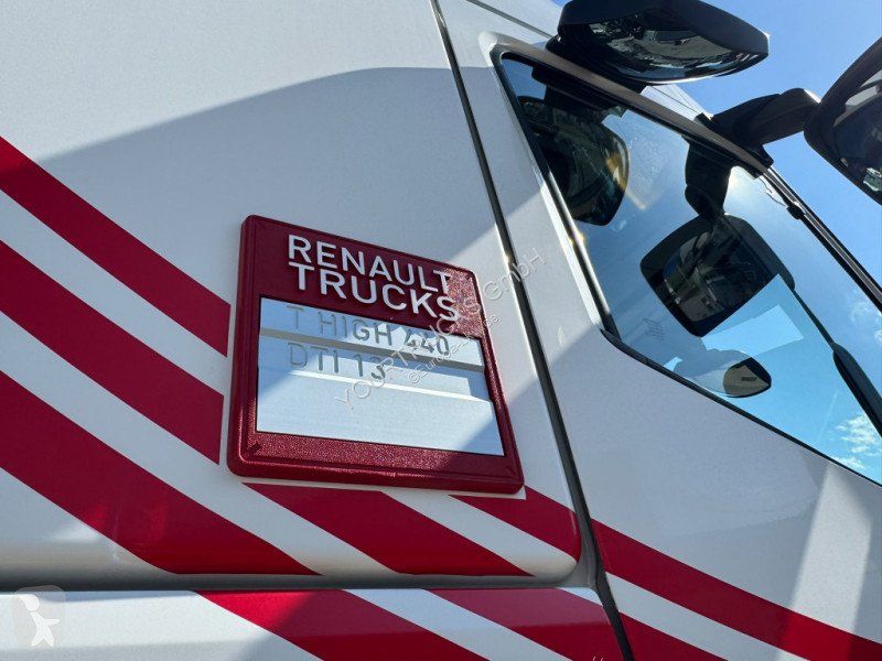 Cabeza tractora Renault   T440  Hi-Sleeper...