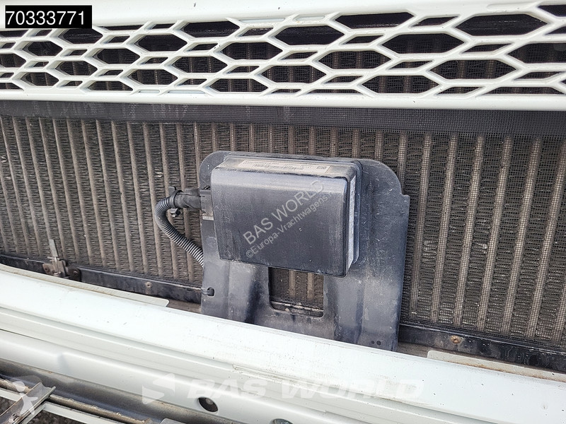 Tahač Volvo 500  4X2 Hydraulic Navi