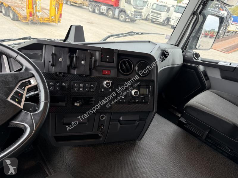 Tahač Renault 520 Gamme T