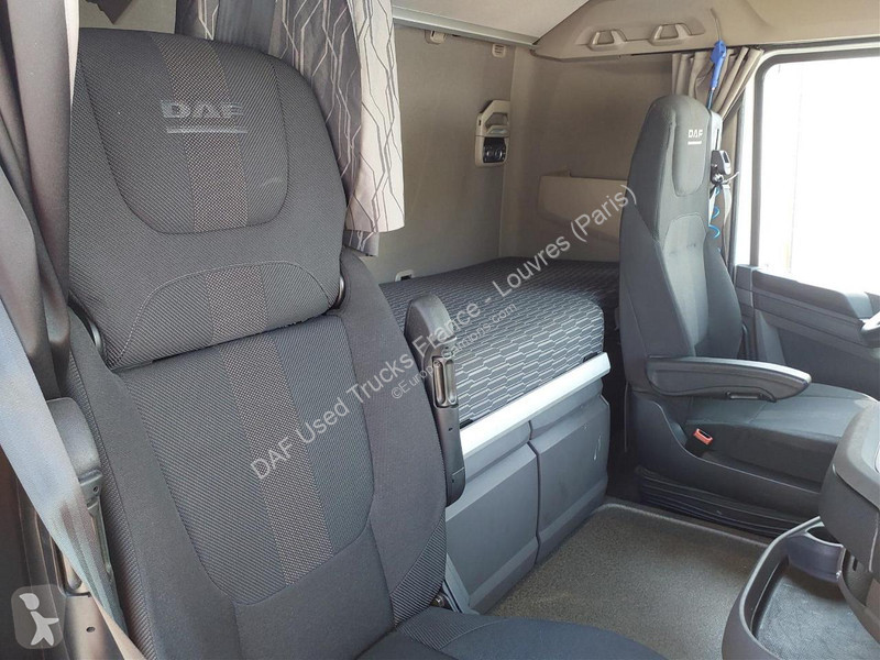Nyergesvontató DAF n 480 FT 4X2