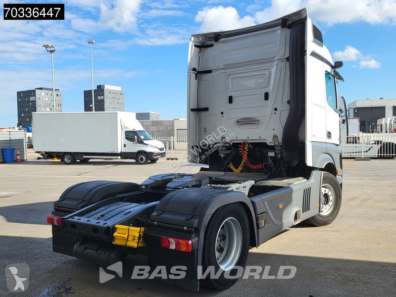Tahač Mercedes 1845 4X2 StreamSpace Retarder...