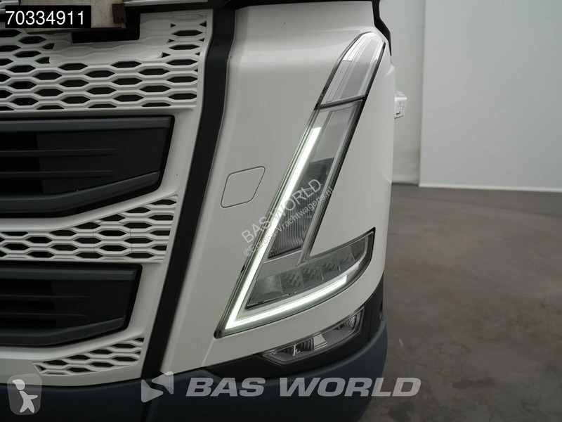 Tahač Volvo FH 460 4X2 Globe APK 08-2027 2x...