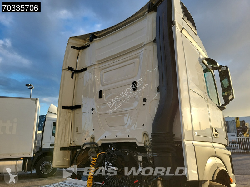 Cabeza tractora Mercedes 1845 4X2 StreamSpace...