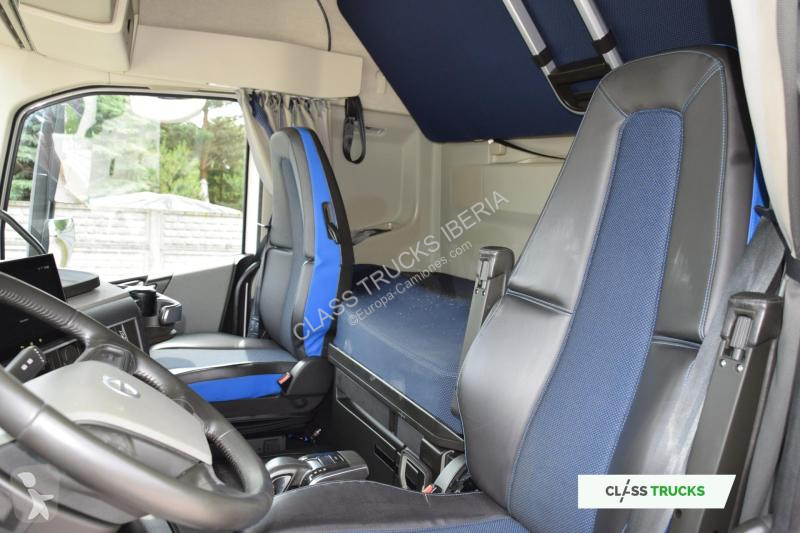 Nyergesvontató Volvo FH 460 Globetrotter XL...