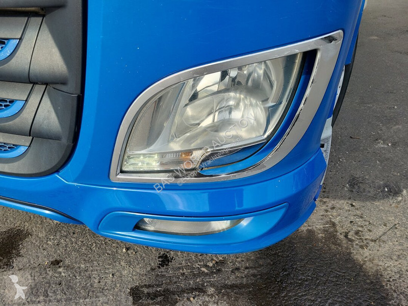 Nyergesvontató DAF 530