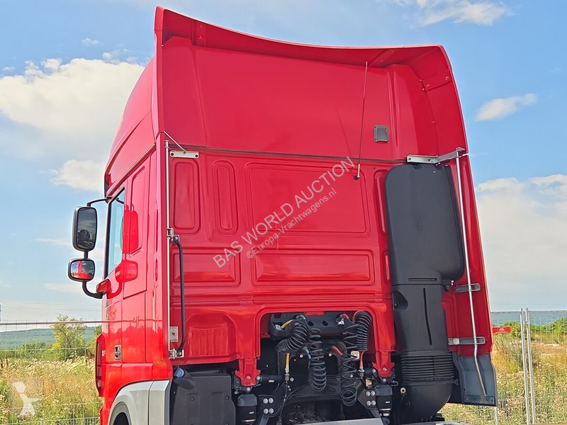 Nyergesvontató DAF 480
