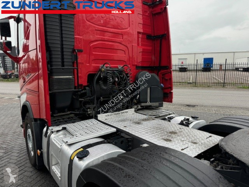 Cabeza tractora Volvo 500 6X2...