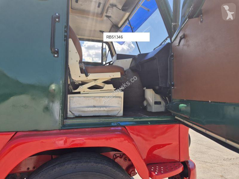 Tractor Volvo F89