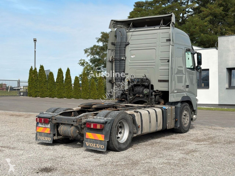 Cap tractor Volvo FH 500