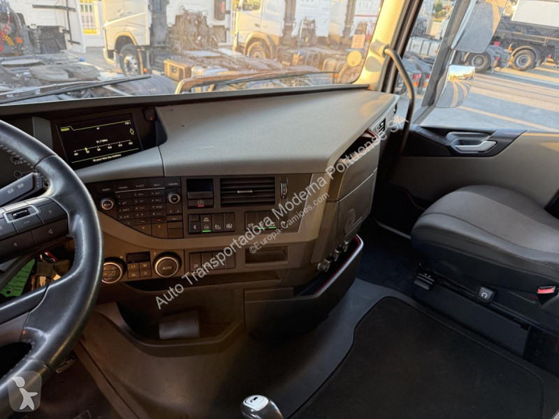 Tractor Volvo 500