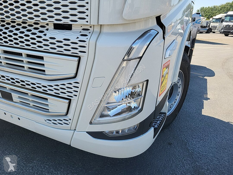Tracteur Volvo 500