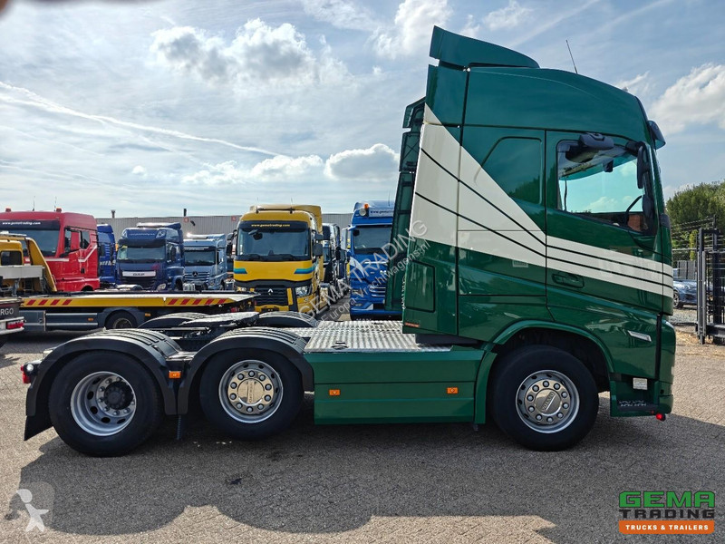 Cap tractor Volvo 460 6x2/4 GlobeTrotter Euro...