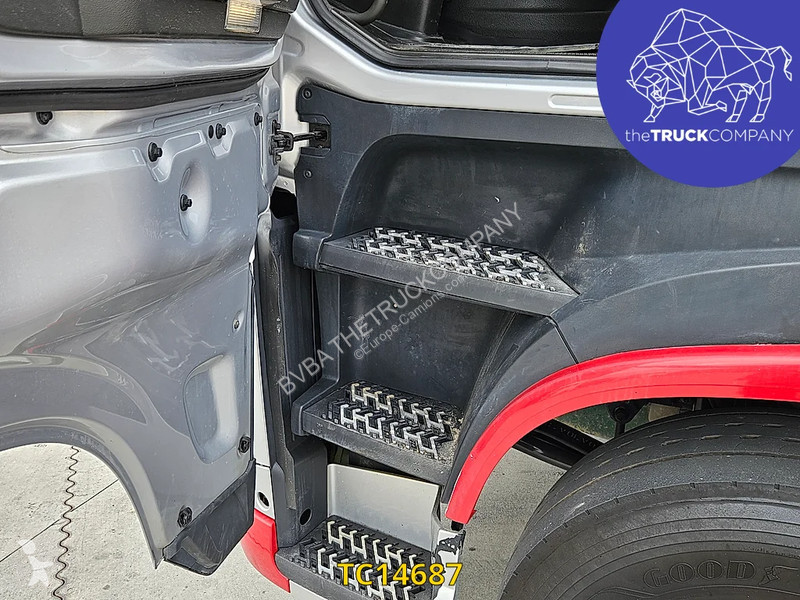Traktor Volvo 500