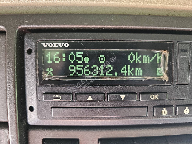 Тягач Volvo 450 450 Skirts Airco