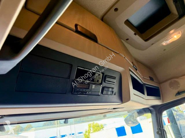 Тягач Mercedes 1840 BigSpace/LowLiner Voll...