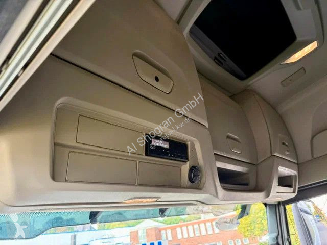 Traktor Iveco 510 Retarder / Euro6 d / 2 x Tank
