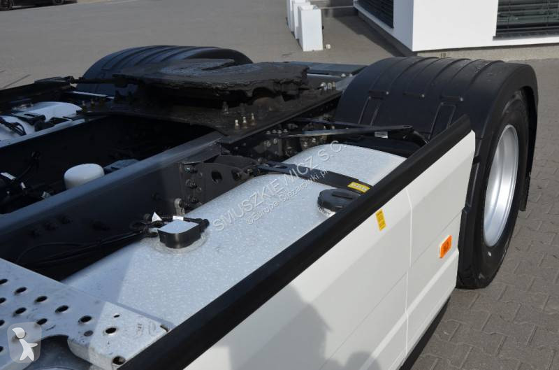 Cabeza tractora Volvo 500