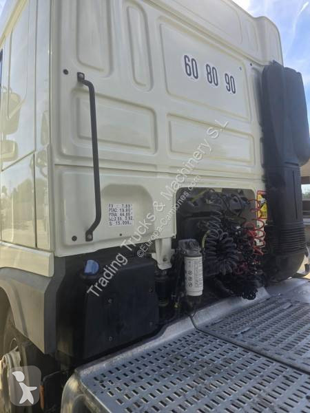 Cabeza tractora DAF 530