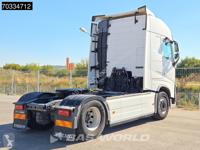 Ciągnik siodłowy Volvo 540  4X2 Globe Retarder...