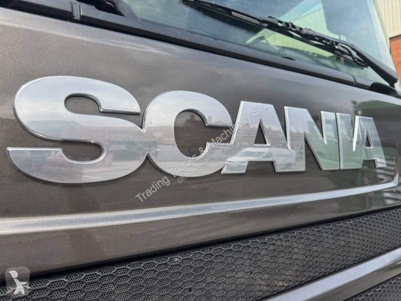 Traktor Scania 730