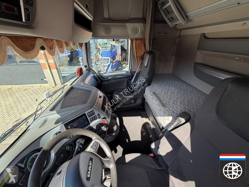 Traktor DAF FT