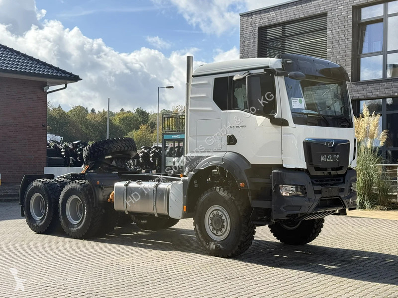Влекач MAN 40.480 MAN  40.480 6x6 BB SA –...