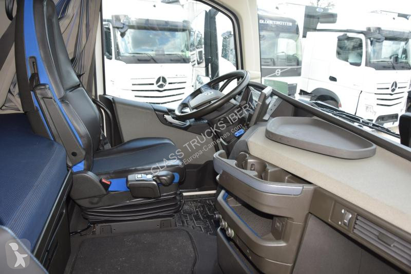 Trekker Volvo 500 Globetrotter XL Varios