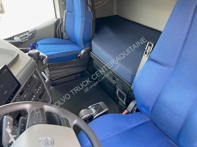 جرار Volvo 500