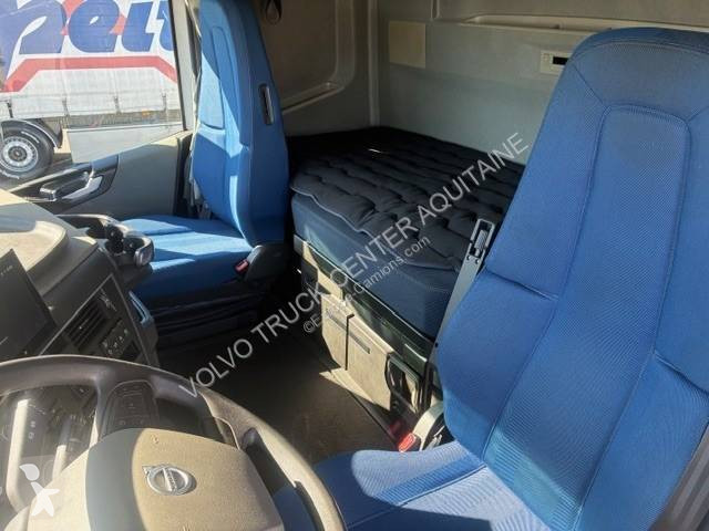 جرار Volvo 500