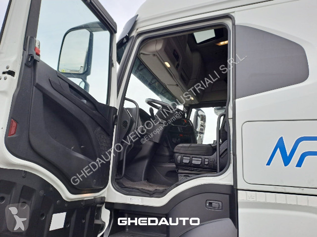 Iveco Stralis TRATTORE STRADALE S - WAY 460 LNG...