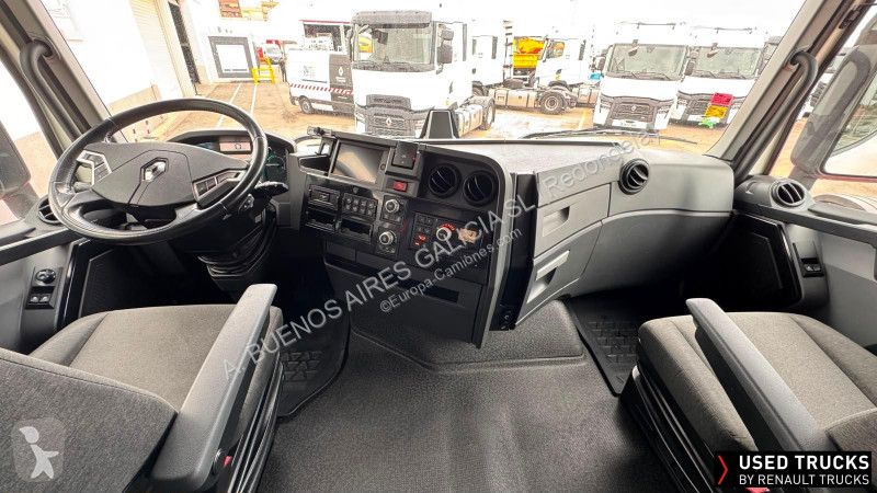 Renault  tractor unit