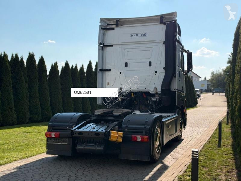 Mercedes 1848 tractor unit