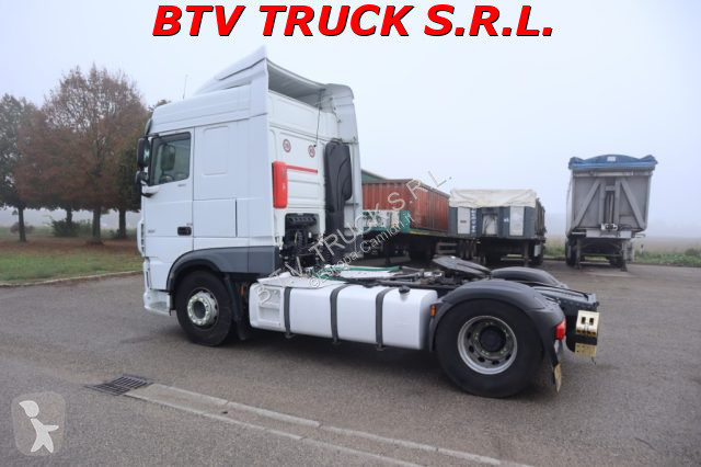 DAF XF tractor unit