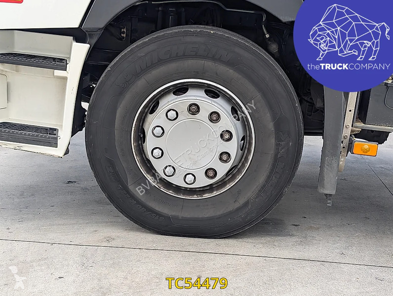 Renault T 460 tractor unit