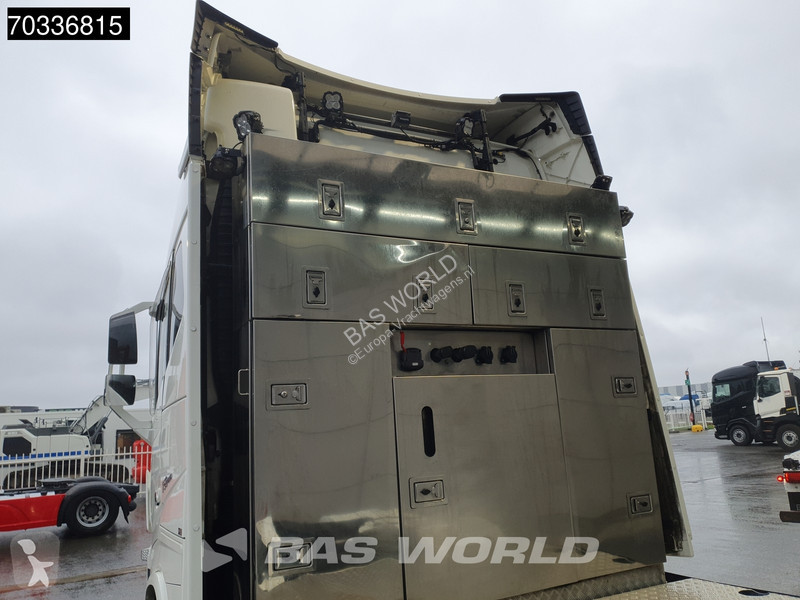 Volvo 750 6X2 Retarder Full-Air 2x Tanks...