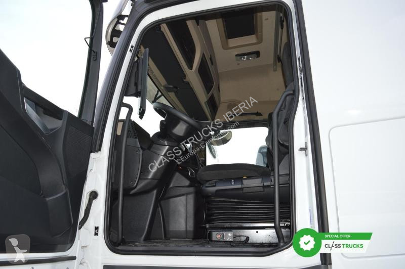 Mercedes 5 1845 BigSpace MirrorCam tractor unit