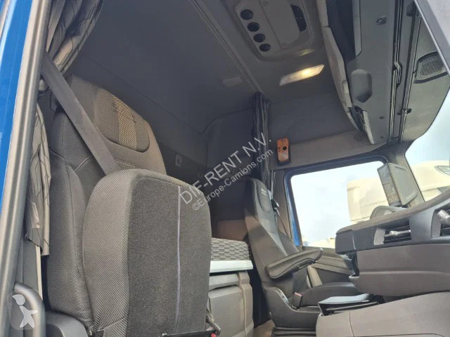 DAF 450 FT ADR tractor unit