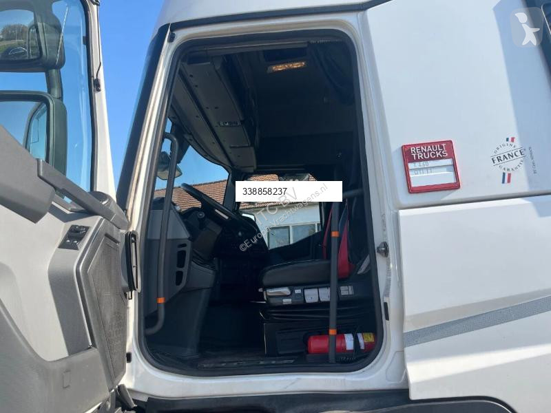Renault T460 ADR// AIRCO tractor unit