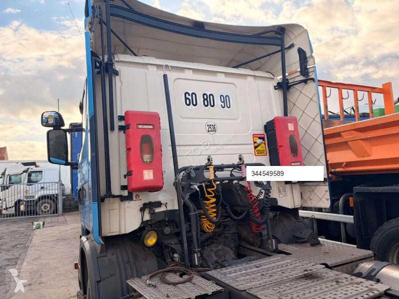 Scania G420 LNG tractor unit
