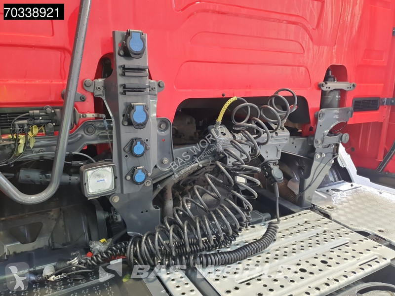 Scania 4X2 Retarder 2x Tanks APK ACC tractor unit