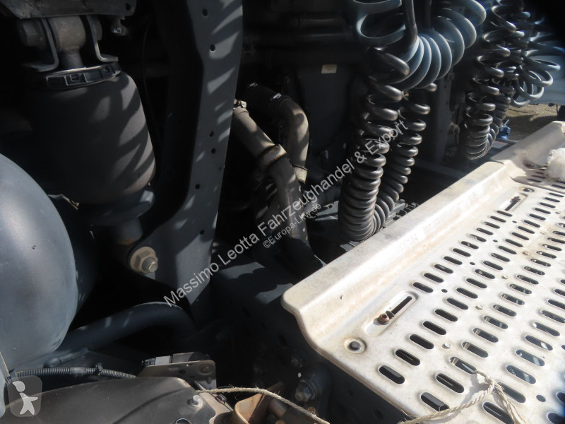 Iveco S-Way 490 Intarder FZ.4 tractor unit