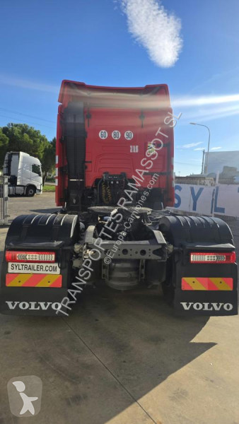 Volvo 460 – ADR CITERNE FH tractor unit