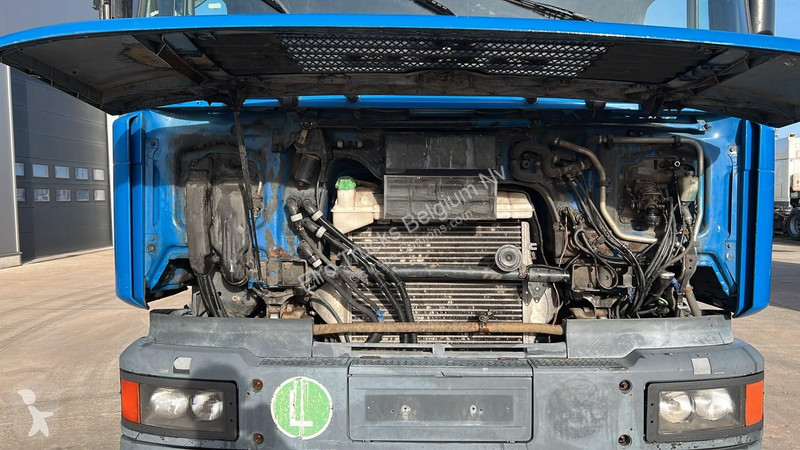 MAN (6 CYLINDER) tractor unit