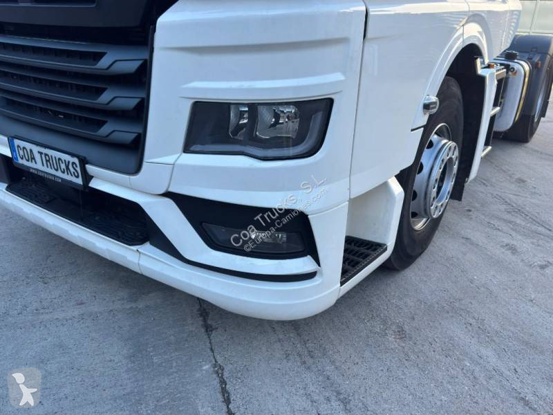 MAN  tractor unit
