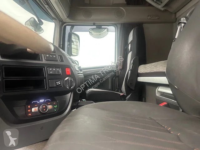DAF 106460 SUPERSPACECAB tractor unit